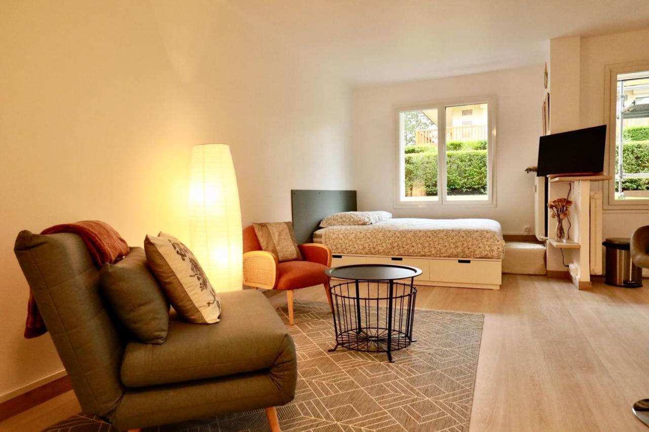 Studio Royal De La Plage Довиль Экстерьер фото